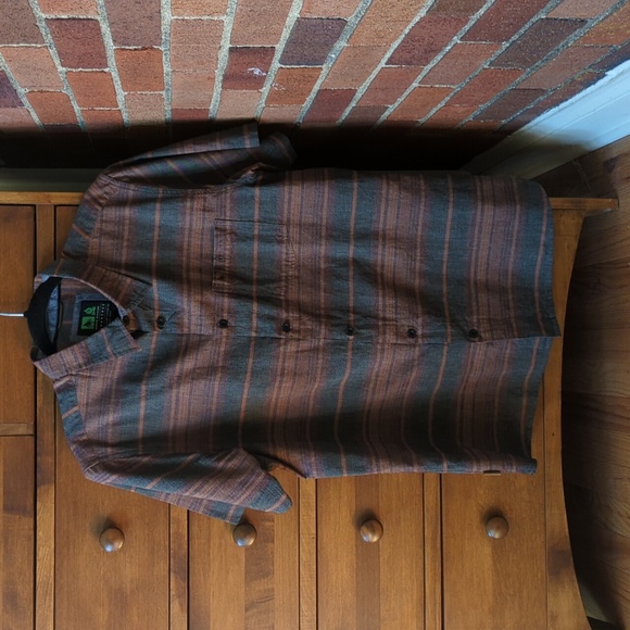 HippyTree button up, short sleeve shirt. - Picture 1 of 5